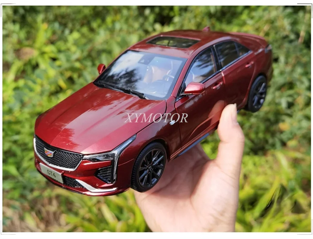 1/18 For Cadillac CT4 Metal Diecast Model Car vehicle Gift Red Toys Hobby Display Collection Ornaments