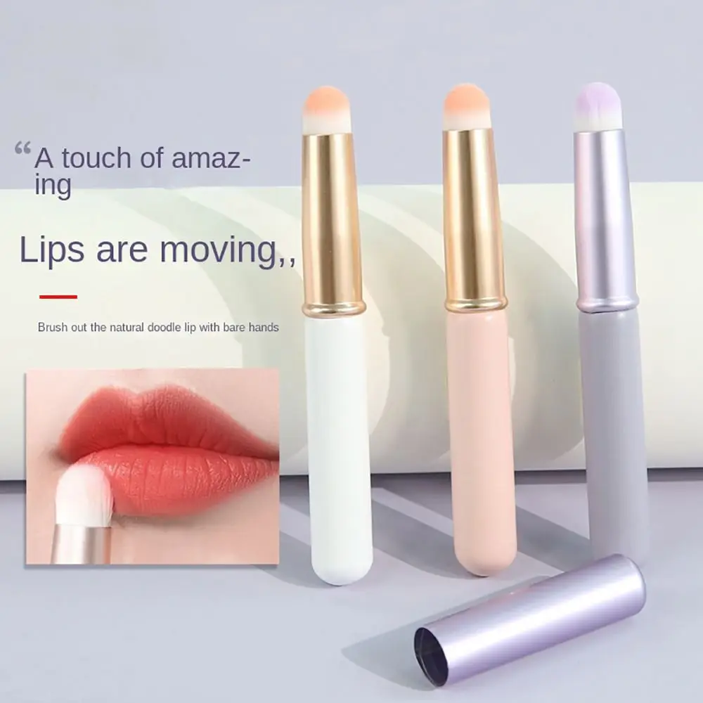 Pincel de labios portátil con tapa, herramienta de maquillaje, accesorio de labios, Mini lápiz labial, corrector de 3 colores, cepillo de difuminado, belleza para mujer