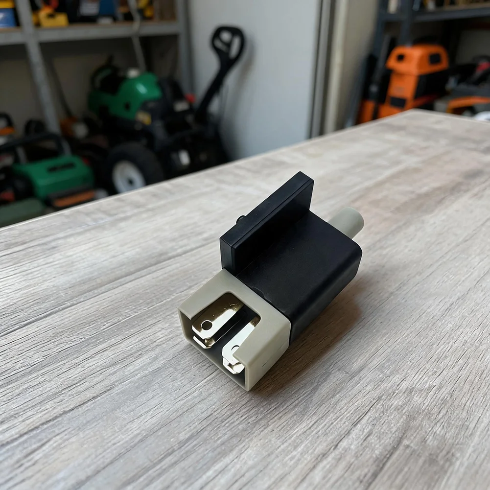 PLG-002 Seat Switch Designed for Lawn For Mower Operator Presence Detection Using Standard 4-Pin NO Contact Configuration
