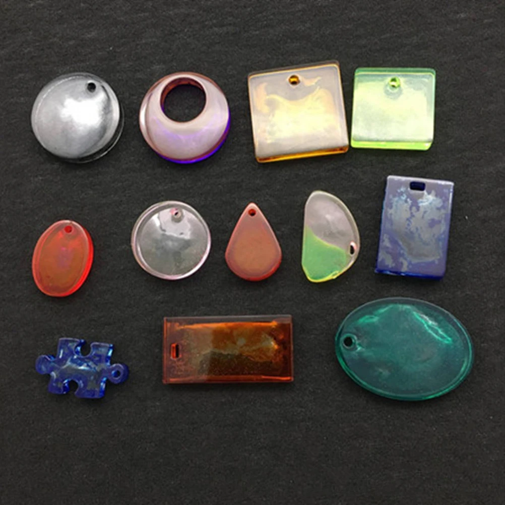 

Silicone Resin Pendant Mould Jewelry Casting Mold for DIY Crafts Flexible Reusable Hanging Hole Earrings Necklace Bracelet