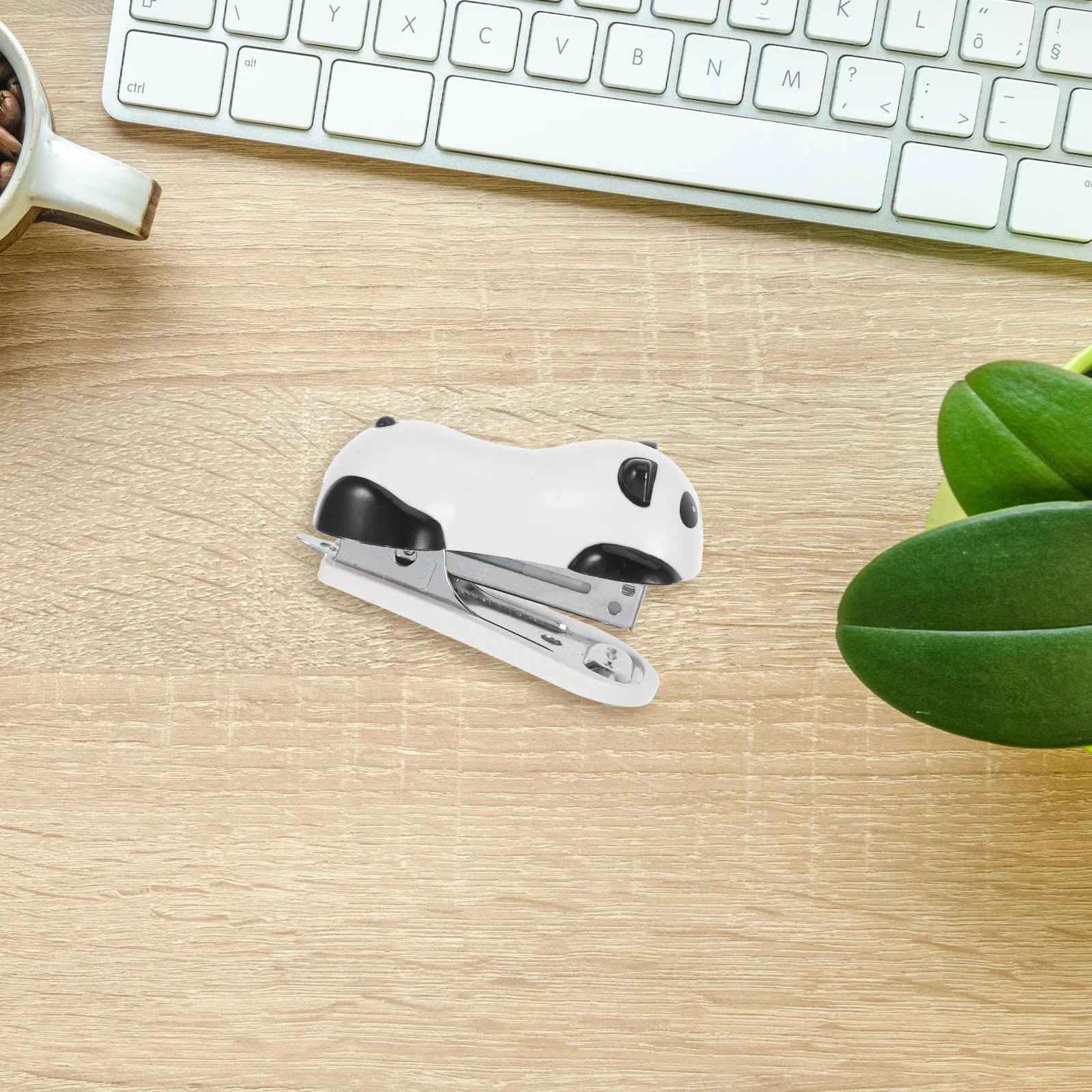 

Panda Mini Hand Stapler Lightweight Compact Desk Stapler Portable Plastic Metal for Office School Home Stationery