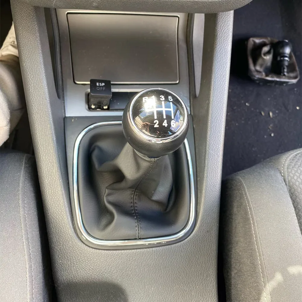 Suitable for Volkswagen golf5 6 black car shift hand ball gear head manual gear lever accessories