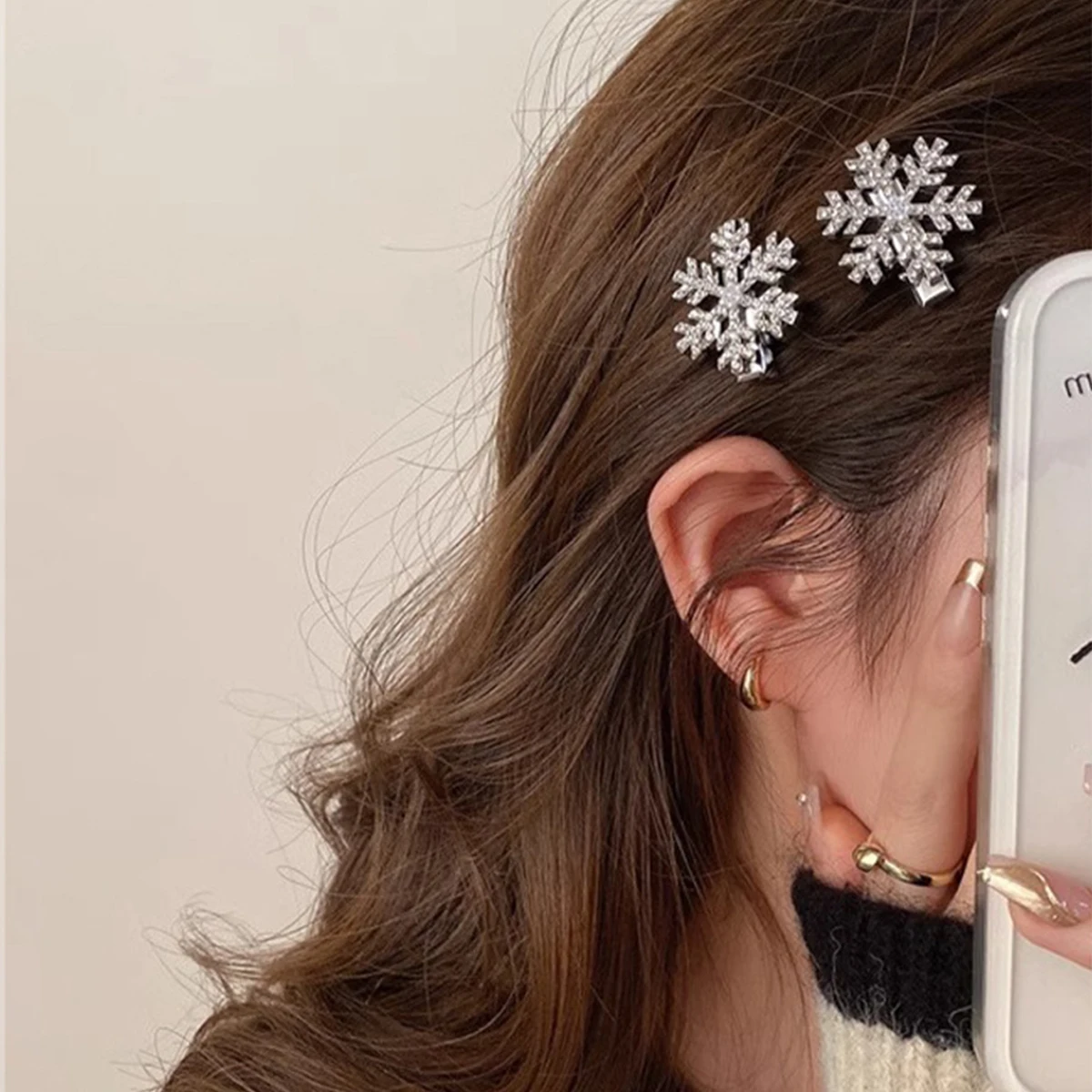 Rhinestone Snow Hair Clip 2