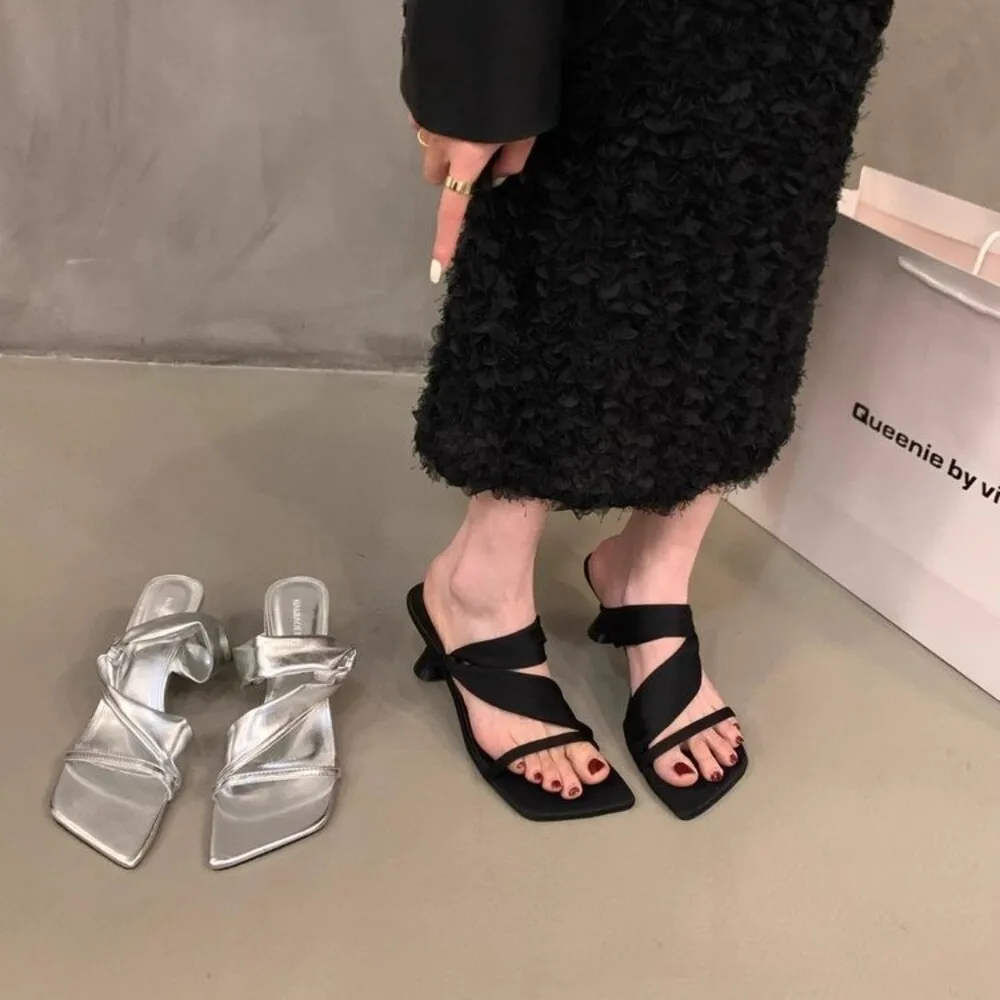 

Retro Woman Shoes Sandals Stiletto Heels Square Toe 2025 Summer Original Girls High New Open Scandals Slides Pumps Slipper