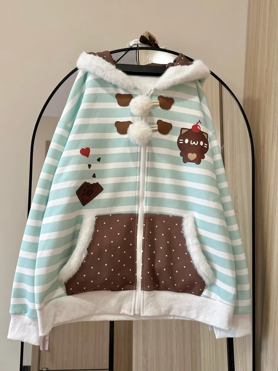 Thumbnail 4 - #20 Casual Zip Jackets Comparison Guide