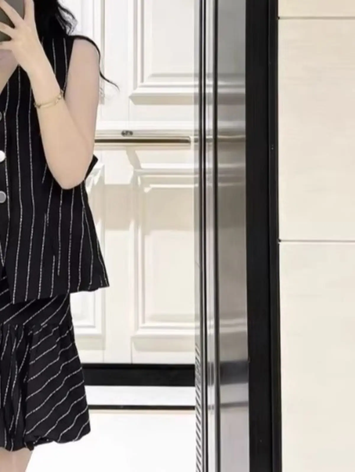 

Spring/Summer Women V-Neck Pinstripe Set Sleeveless Single Breasted Vest + High Waist A-Line Elegant Fashion Mini Skirt