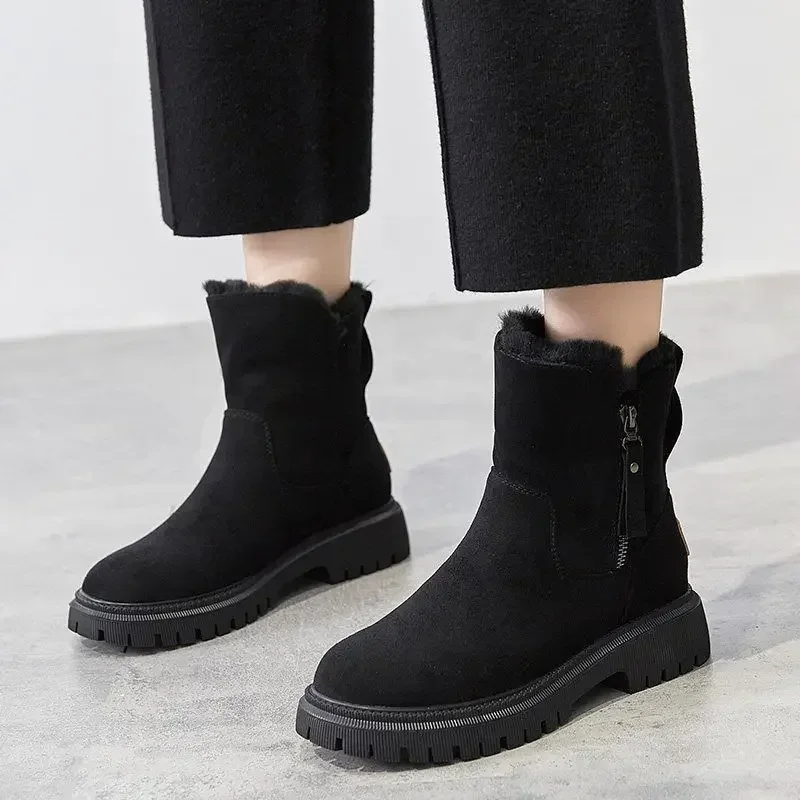 Winter New Women's Snow Boots Trendy Mid Top Plush Thickened Warm Cotton Shoes Leather and Wool Integrated Winter Women's Boots