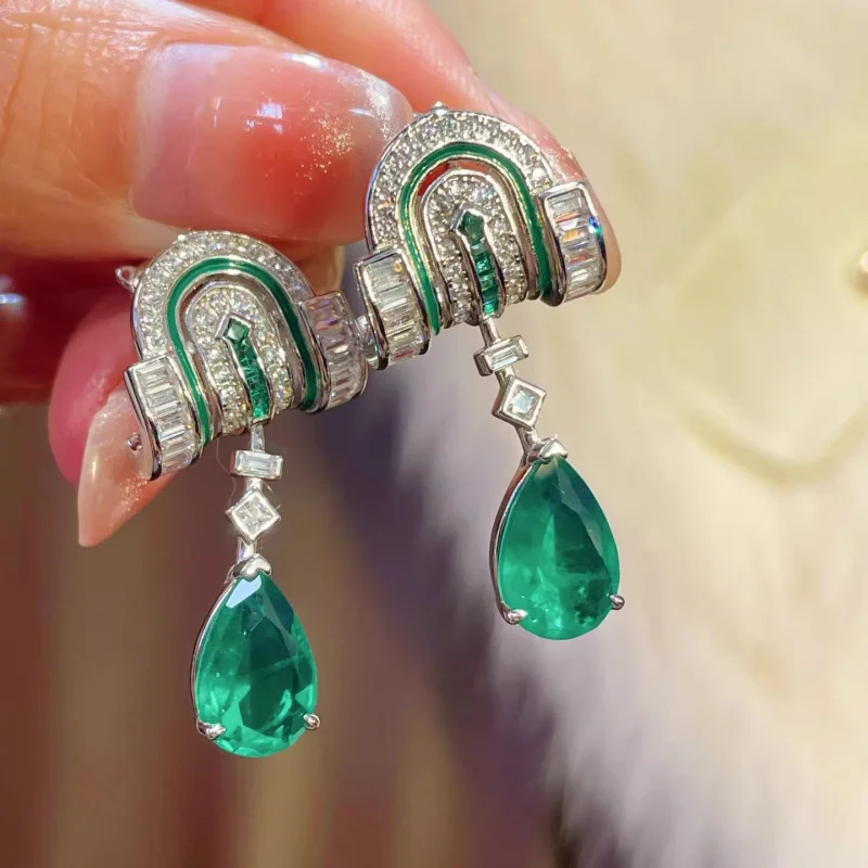 Geometric-Shaped Green CZ Shining Cubic Zirconia Earrings 2026 Model for Women Wedding Occasions Jewelry Accessory