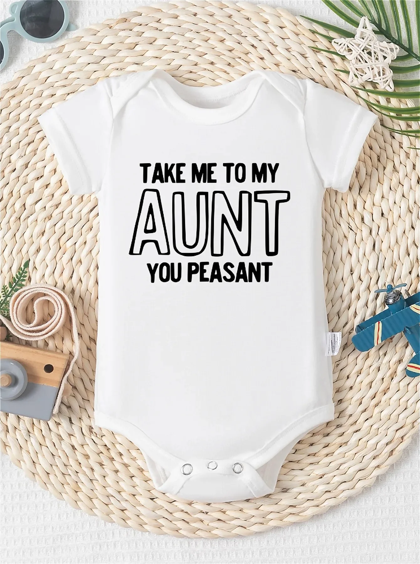 رومبير Auntie's Lil Bestie مطبوع عليه حروف ناعمة ومتعددة الاستخدامات ورقبة دائرية مثلثة للاستخدام الخارجي