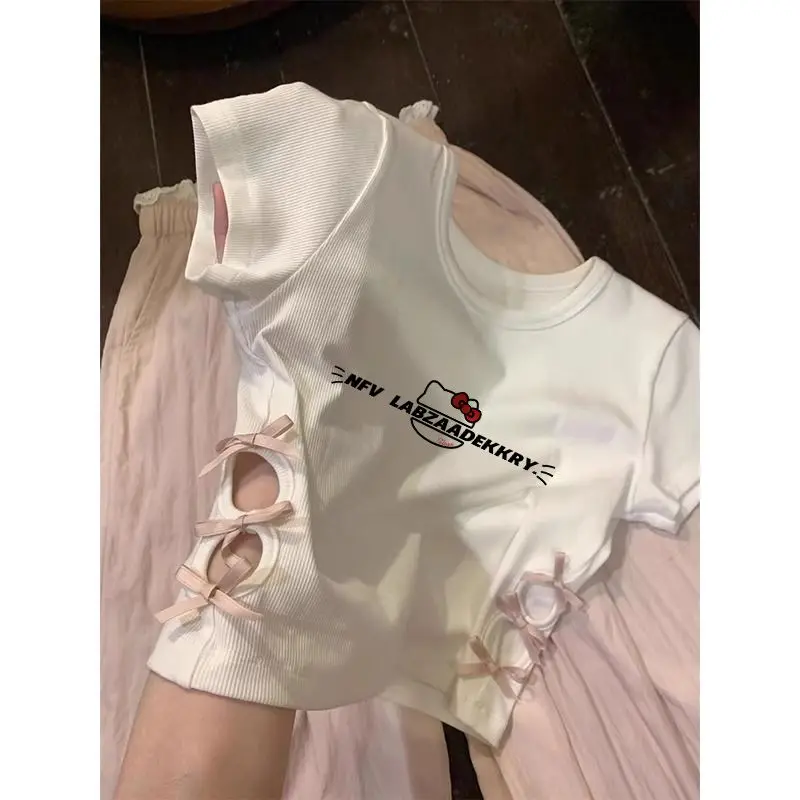 

Женская летняя футболка с коротким рукавом и вышивкой в стиле Kawaii Hello Kitty, новинка, с бантом, облегающая, из чистого хлопка, с вырезами, милая