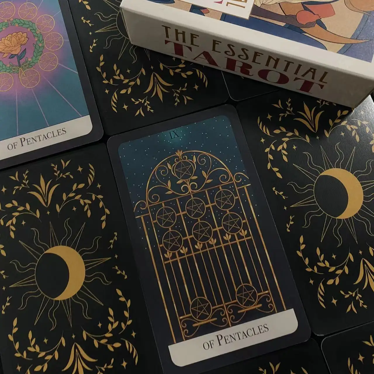 

10.3*6cm The Essential Tarot Cards