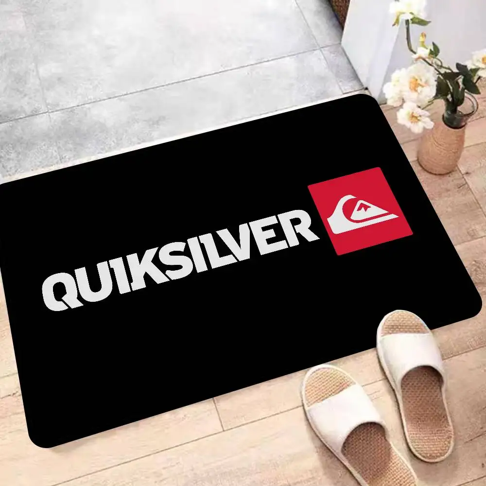 Marken-Q-Quiksilver-Logo Küchenmatte Kinderzimmer Schlafzimmer Dekoration Balkon Rutschfeste Fußmatte Wohnzimmer Alfombra