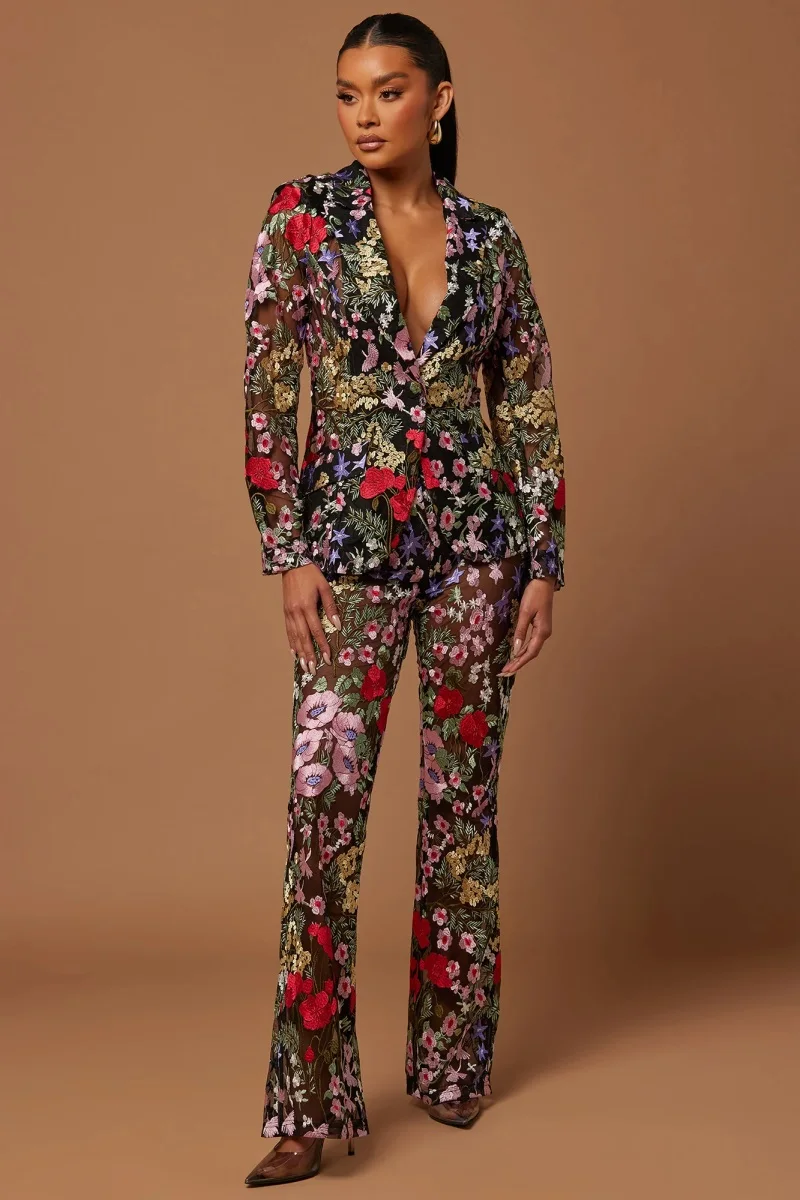 Flower Wedding Women Suit Pants Set 2 pezzi Blazer Sexy giacca con scollo a V cappotto + pantaloni ospite formale del vestito da ballo su misura