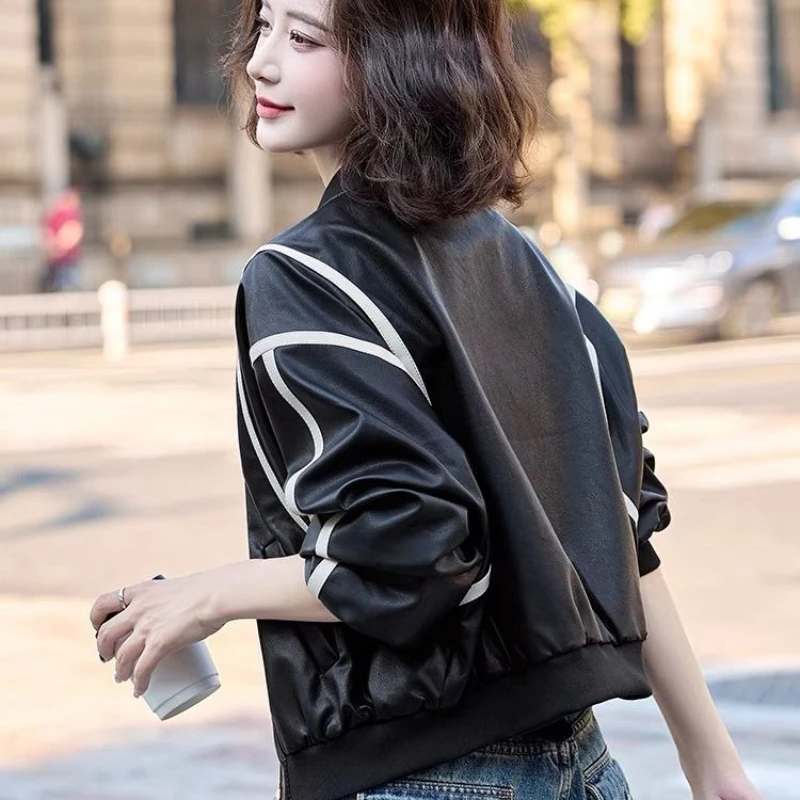 

2025 Women's Oversized Contrast Color Block Leather Bomber Jacket Fashion Youthful Streetwear Style Spring Autumn Outerwear