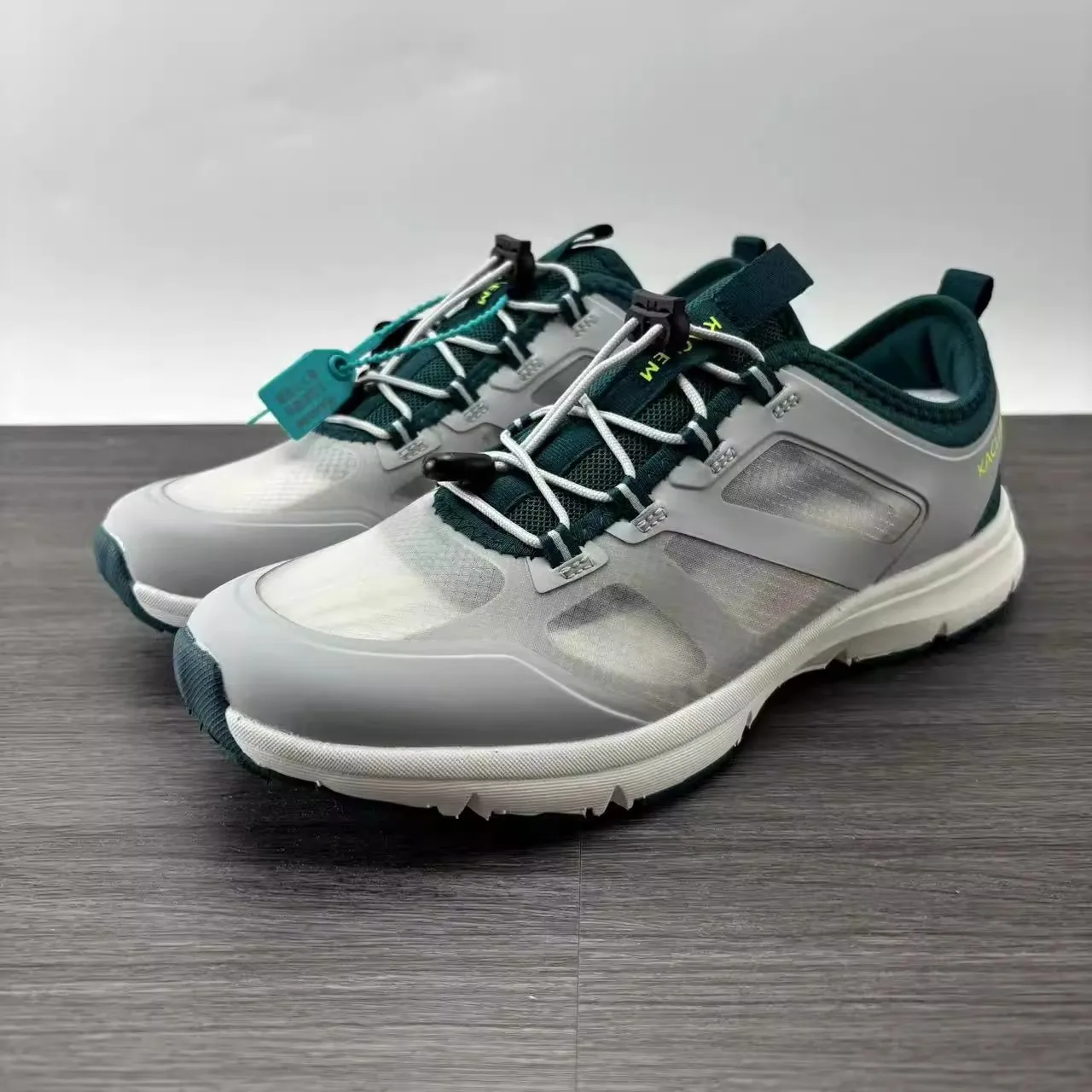 

New hot summer marathon running sports shoes men's lightweight sports shoes women's sports shoes breathable elastic sports shoes