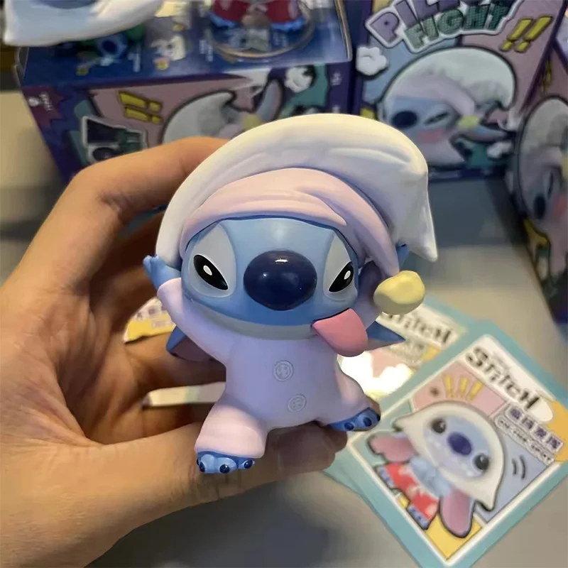 Neue Minio 2025, auf Lager, neue Disney Stitch Pillow Fight Series Blind Box, Desktop-Dekoration, Überraschungsbox, Geschenk für Freunde und Mädchen