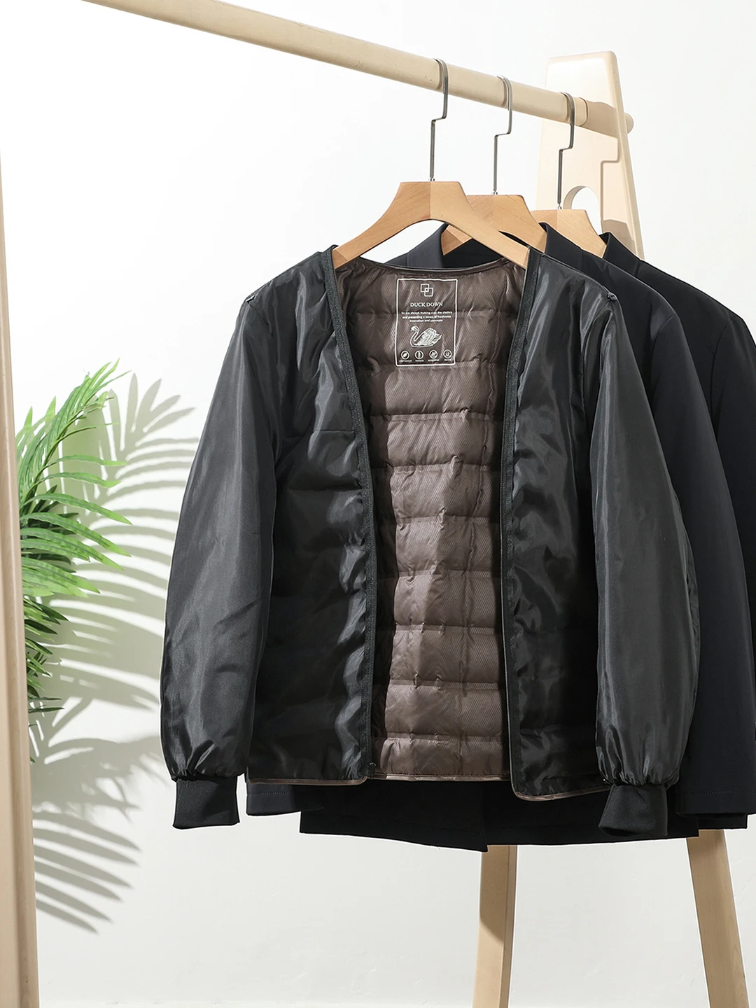 

Busin Casual Men's down Jaet Removable Inner Windproof Warm Long Sve Zipper Closure Nylon Fabric Regular Fit