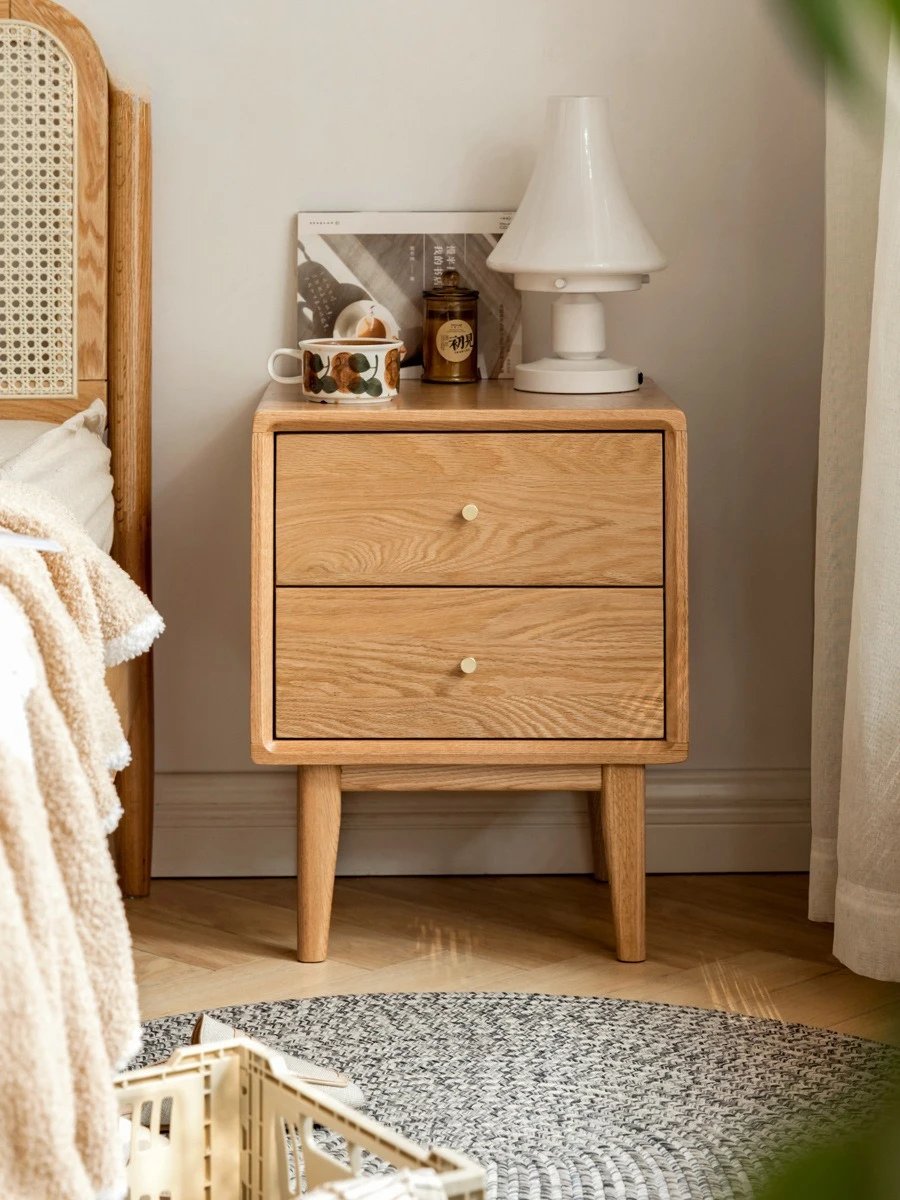 

All solid wood bedside table Modern simple oak bedside small cabinet Nordic bedroom log locker Solid wood simple
