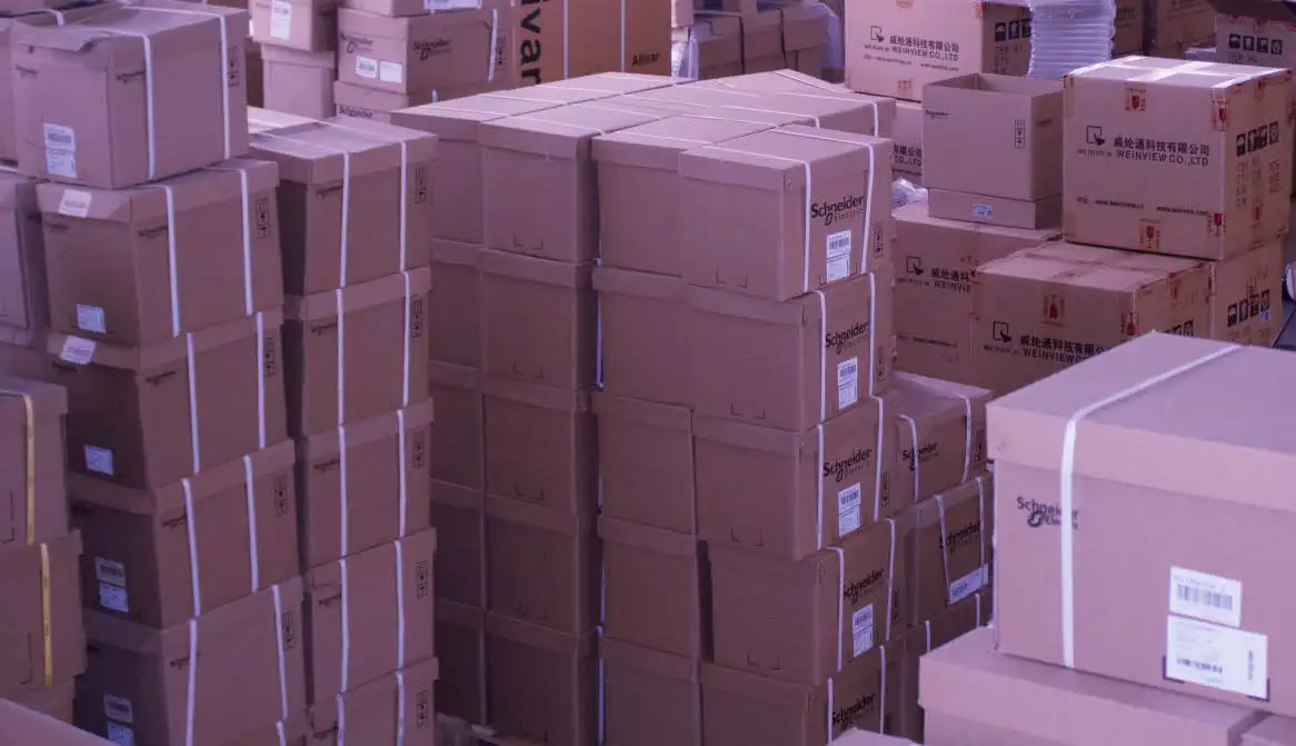 Morsettiera collegabile TM200C24T M200 24 V 24 punti IO Controller programmabile con ingresso a 14 punti