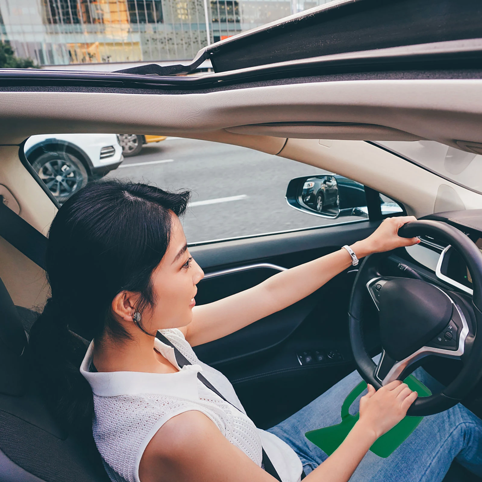 

2Pcs Female Urinal Portable Travel Urine Bottle Large Capacity Reusable Leakproof Women Plastic Container Camping Outdoor