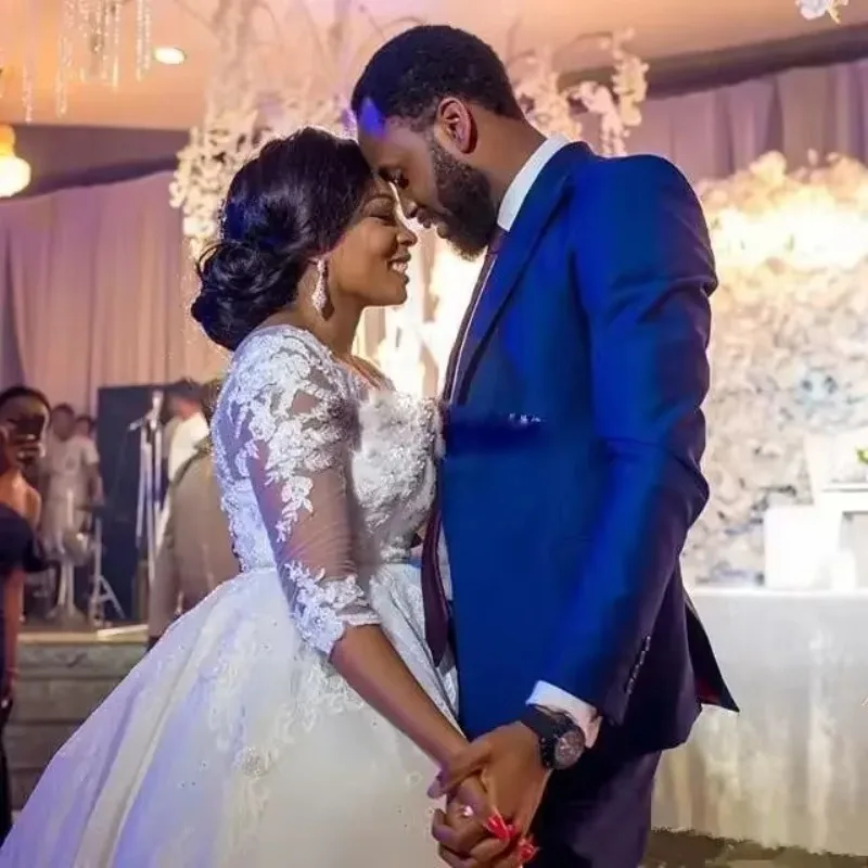 

Customized African Plus Size Wedding Dresses 3/4 Sleeves Lace Appliques South Arabic Ball Long Train Bridal Gowns
