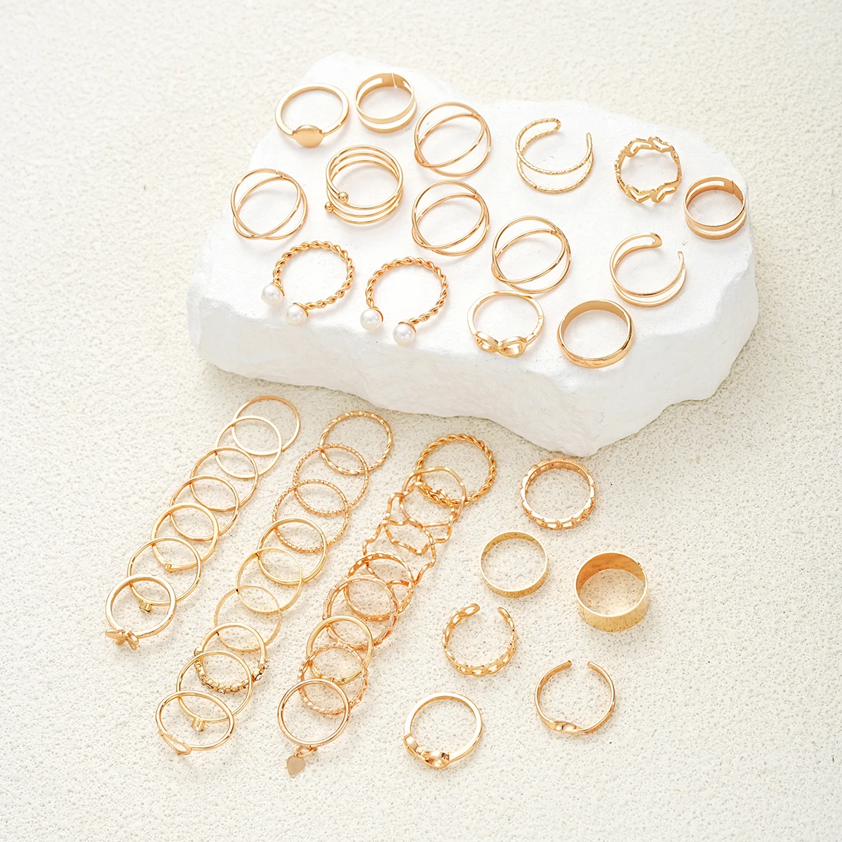 46 Pcs Metal Gold Color Rings Set Twist Hollow Rings for Women Pearl Vintage Butterfly Heart Rings 2024 Geometric Trendy Jewelry image 3