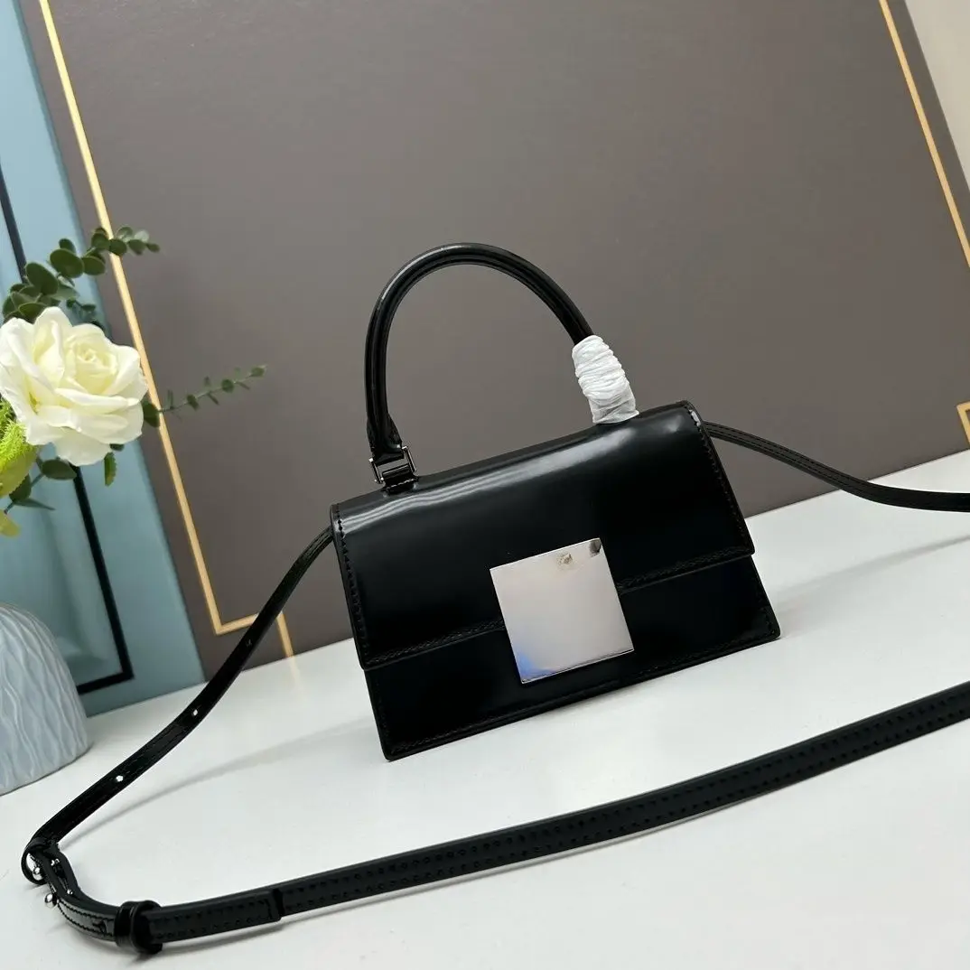 

Women's Strap Shoulder Bag High Quality Women's Handbag Fashion Casual Travel Crossbody Bags YB