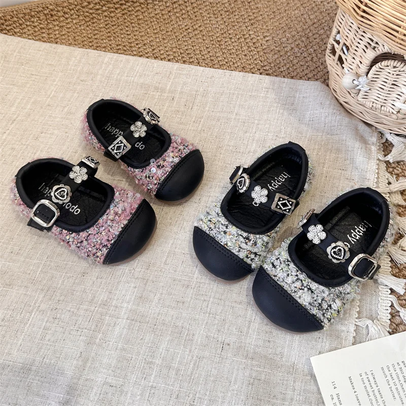 

Girls Dance Shoes Round Toes Sweet Kids Mary Janes Ins Trendy Pu Leather Soft Sole 2025 New Girls Princess Shoes Shiny Sequins