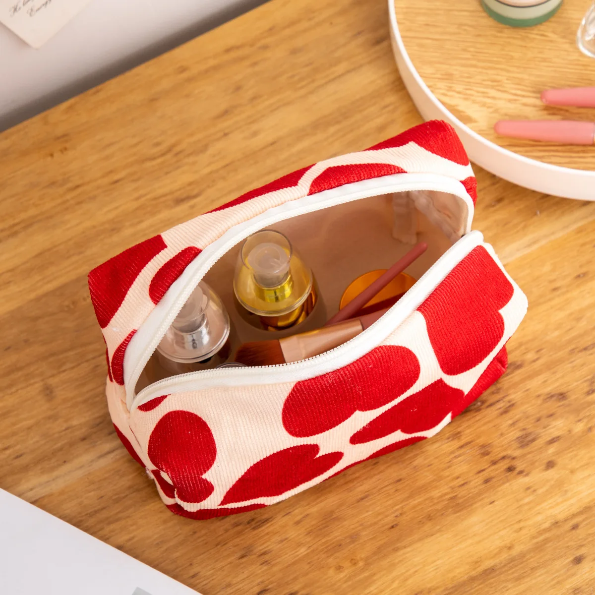 الأحمر القلب نمط المرأة حقيبة مستحضرات تجميل أدوات الزينة منظم مستحضرات التجميل سستة حقيبة السفر غسل الحقيبة حقيبة مستحضرات التجميل أكياس المكياج الإناث