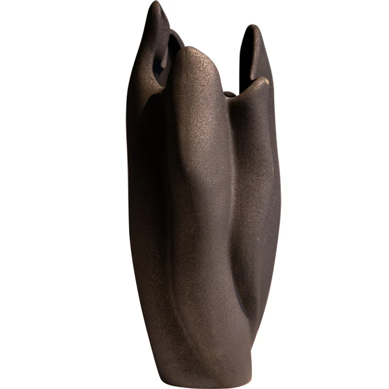

Special-shaped matte texture ceramic black and white vase flower arrangement ornament