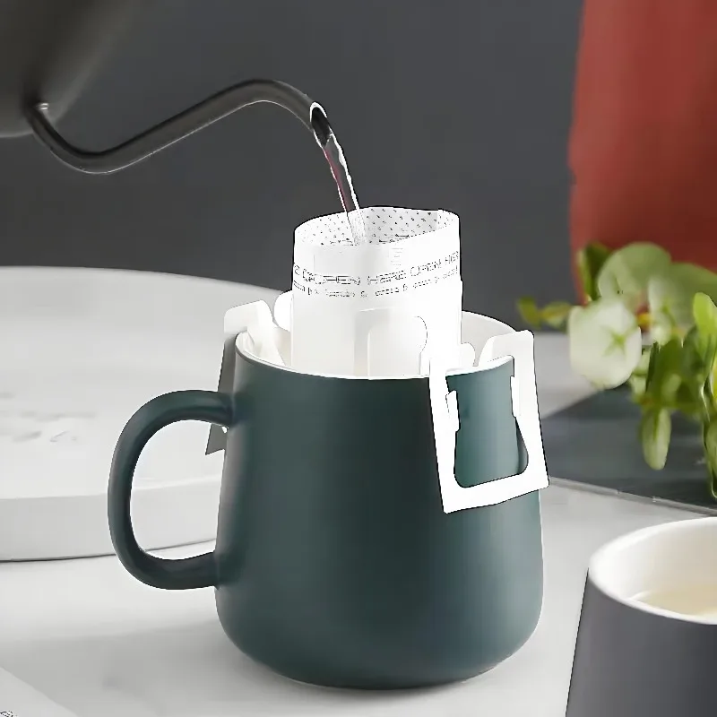 400ml Snoopy Ceramic Mug Cartoon Water Cup Office Coffee Milk Tea Drinkware Home Juice Cup Women Breakfast Mug with Handle Gifts