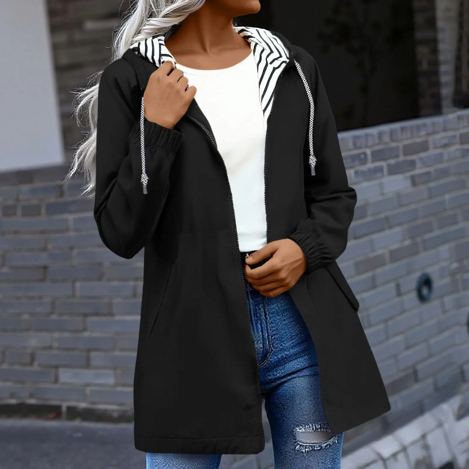 

2025 New Casual Hooded Long Sleeve Zipper Water-resistant Trench Coat Mid-length Women's Fashion