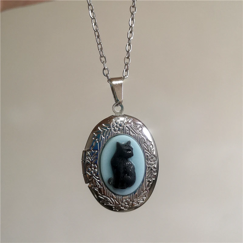 Y2K Gothic Vintage Cute Cat Oval Locket Photo Pendant Chain Necklace For Women Charm Personalized Neck Jewelry Accessories
