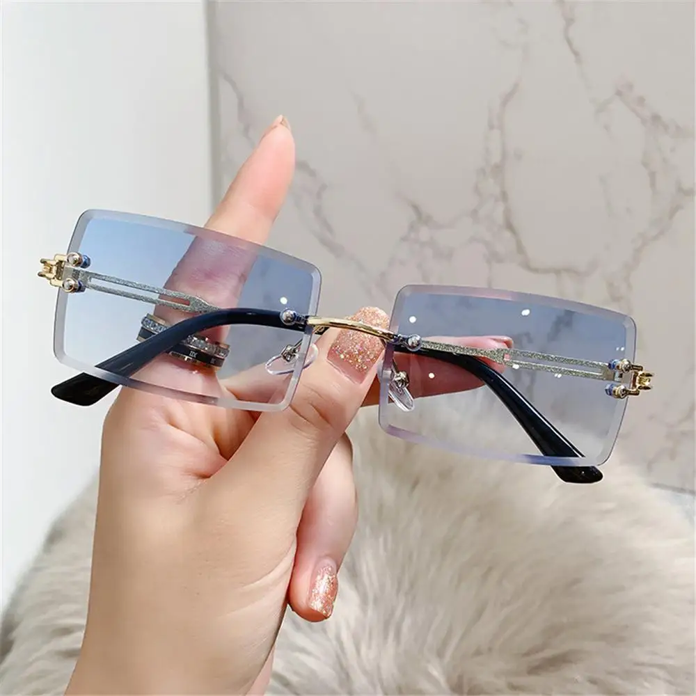 Frameless Sunglasses for Women Ultralight Rimless Rectangle Sunglasses Vintage Sunglasses UV400 Retro Metal Frame Shades Eyewear