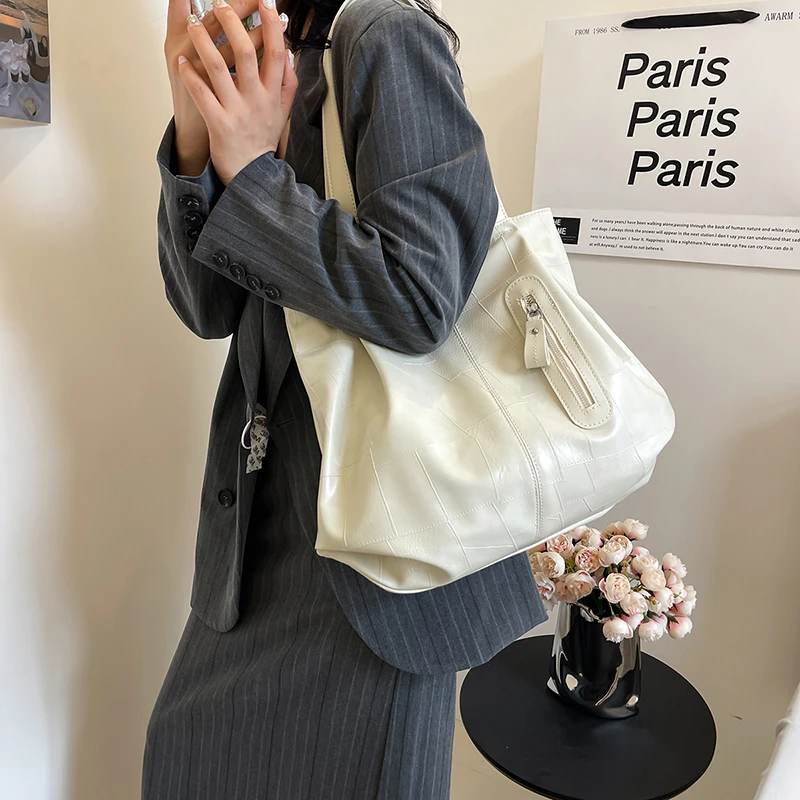 

Винтажная шикарная сумка для подгузников для женщин, элегантная сумка через плечо, роскошная дизайнерская сумка-тоут, минималистичная кожаная сумка для повседневной элегантности