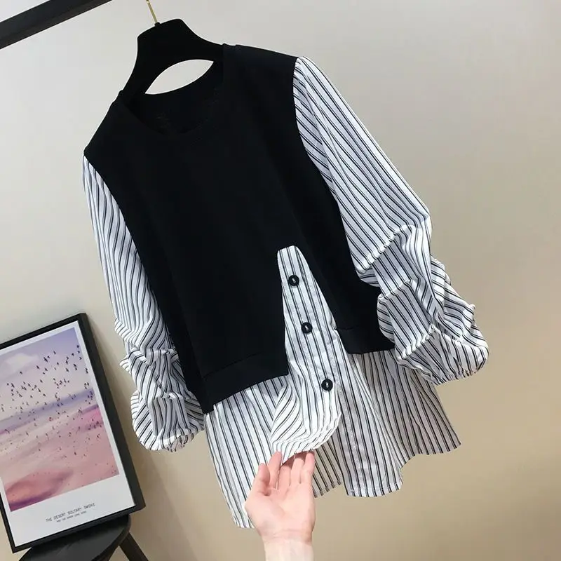 spring autumn new Round neck Long Sleeve fashion Sweatshirts women High street Striped Button Pullovers Fake two pieces tops