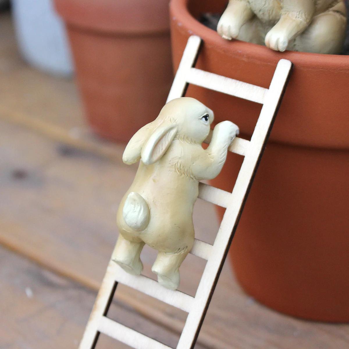 2PC/Rabbit Climbing Stairs - Outdoor Garden Garden Bonsai Statue - Home Decoration Statue - Easter Gift