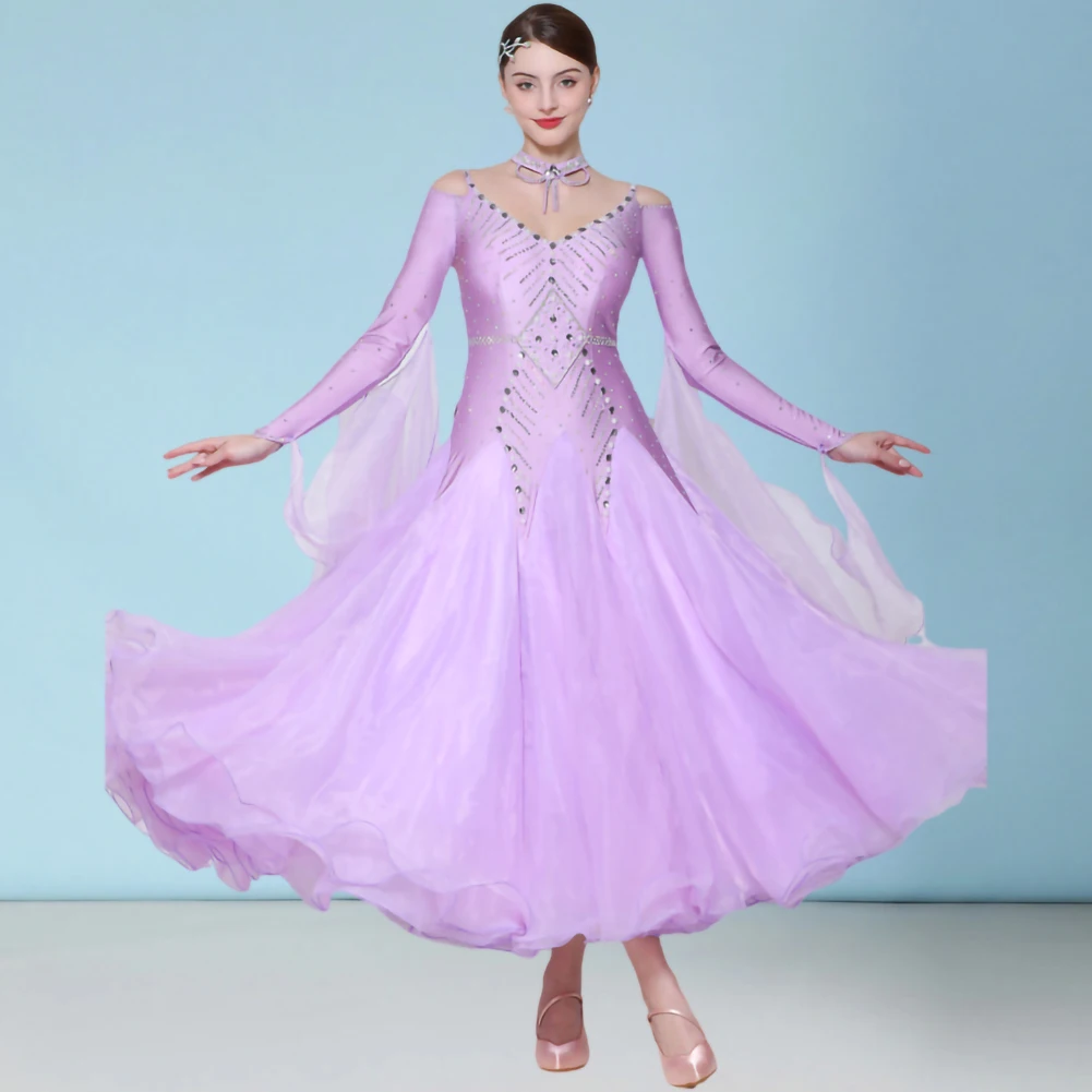 Spettacolo di cinturini da flamenco Abito da donna con perle per nuove feste a maniche lunghe da ballo da sala Abito da competizione con cinturino verde fagiolo Elegante abito rosa