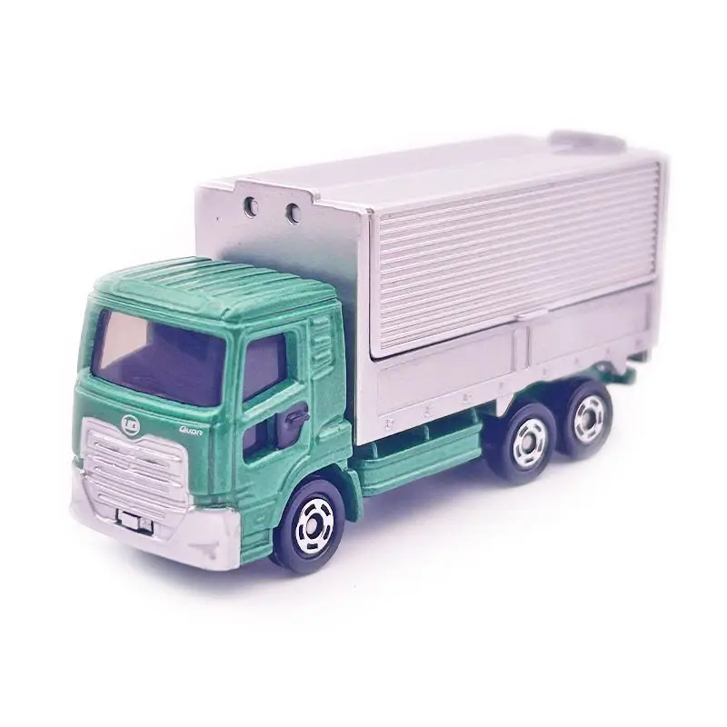 TOMY Tomica-vehículo de ingeniería de aleaciones, camiones UD, camión de transporte QUON, coche de Metal fundido a presión, juguete en miniatura realista para regalo de niños