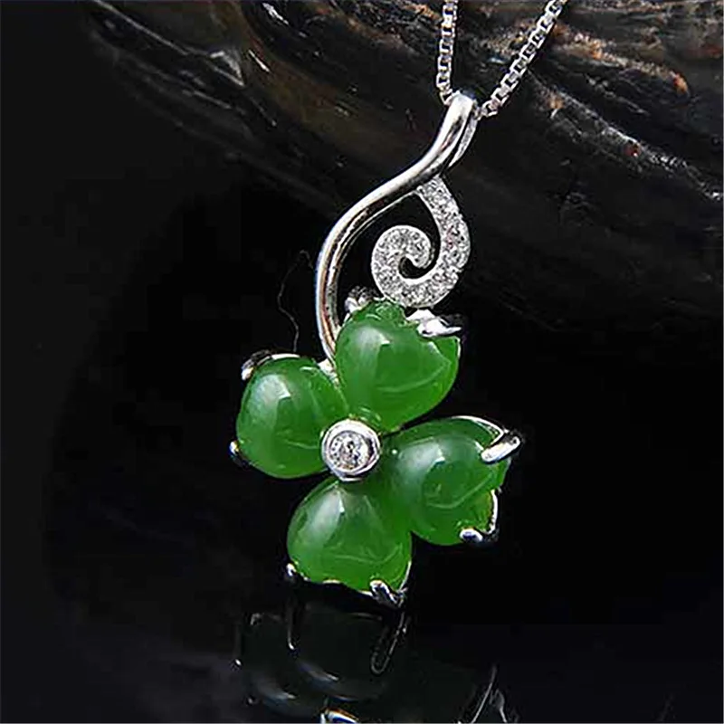 Green Natural Jade Clover Pendant Necklace Gifts for Women 18K Gold Plated Amulet Fashion Accessories Talismans Real Jewelry