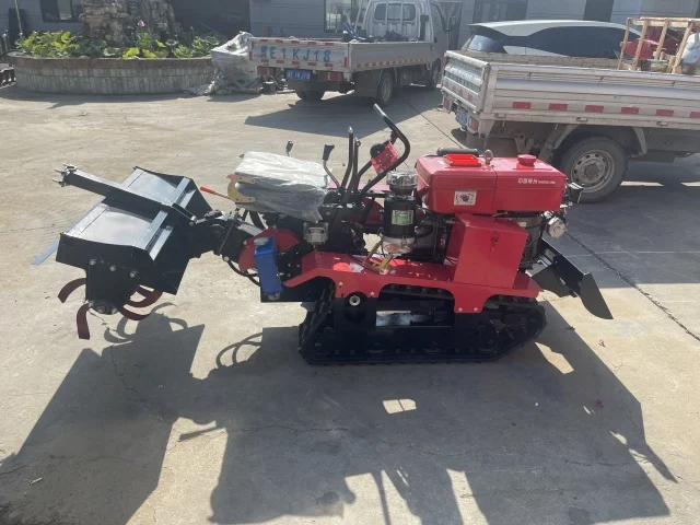 ماكينة زاحفة مطاطية صغيرة مصنوعة من المصنع/4 عجلات لجرار المزرعة لدفيئة البستان