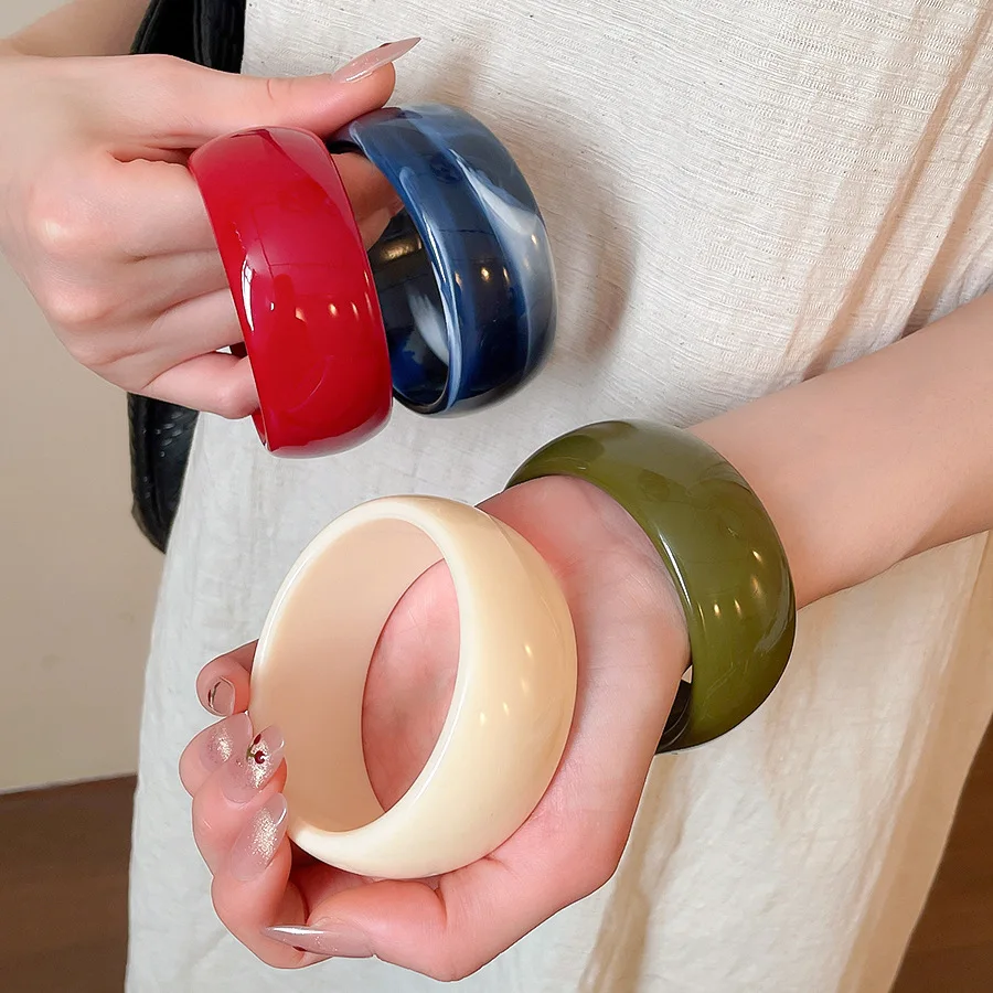 Einfache böhmische Acryl-Armreifen für Frauen und Mädchen, klobig, breit, geometrisch, rund, Fleck-Armband, Charme, Damen, Modeschmuck, Geschenke W