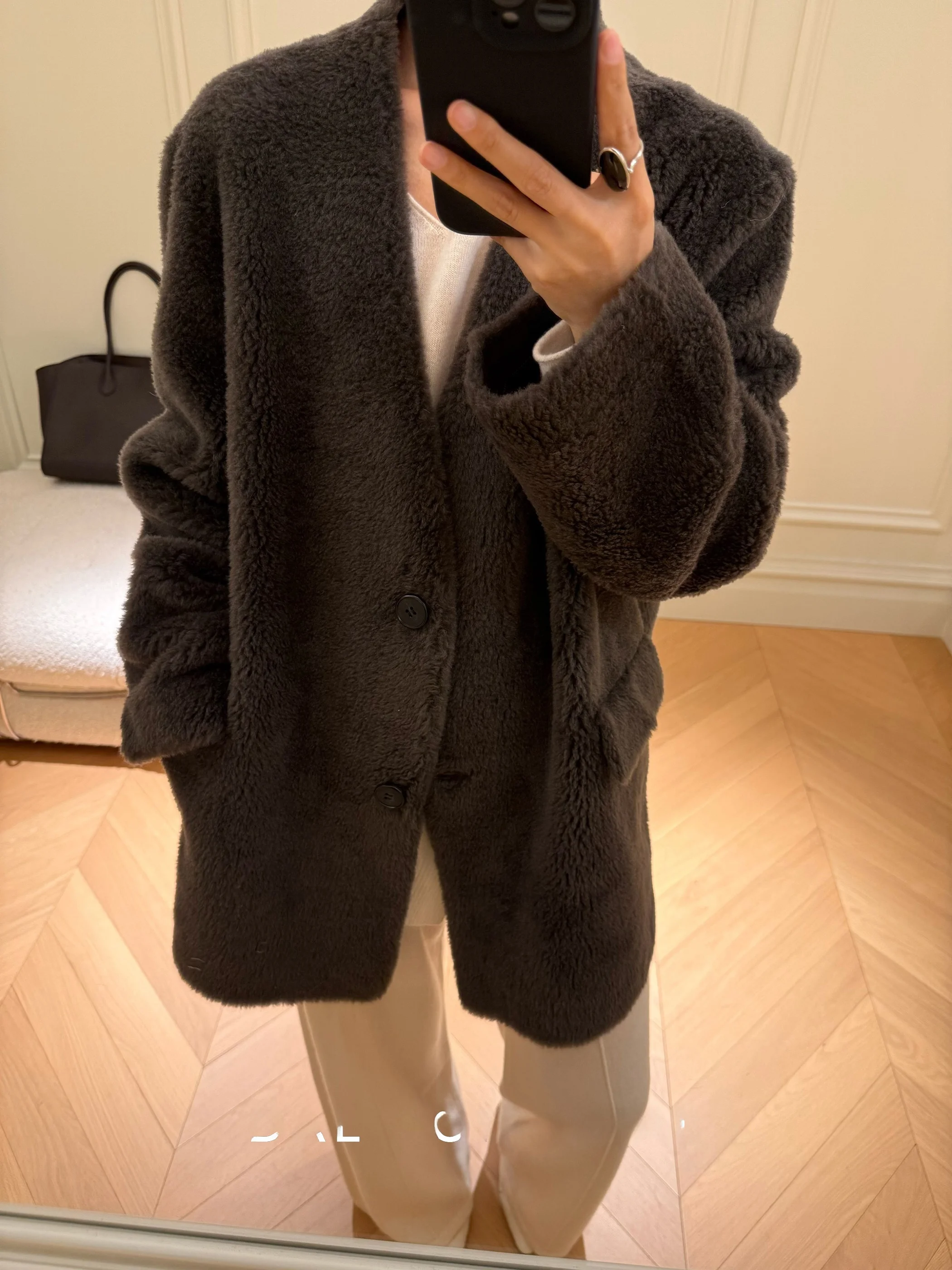 Casaco de Lã DALII OFICIAL para Mulheres, Com Detalhes em Couro e Lã, Casual, Com Botões e Manga Longa