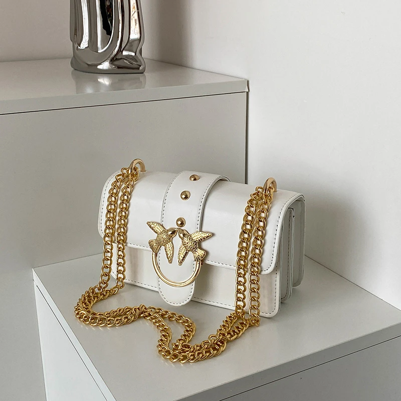 

High-Quality Women's Messenger Bag, Genuine Leather Handbag In Classic Elegant Style By Famous Designer Brands