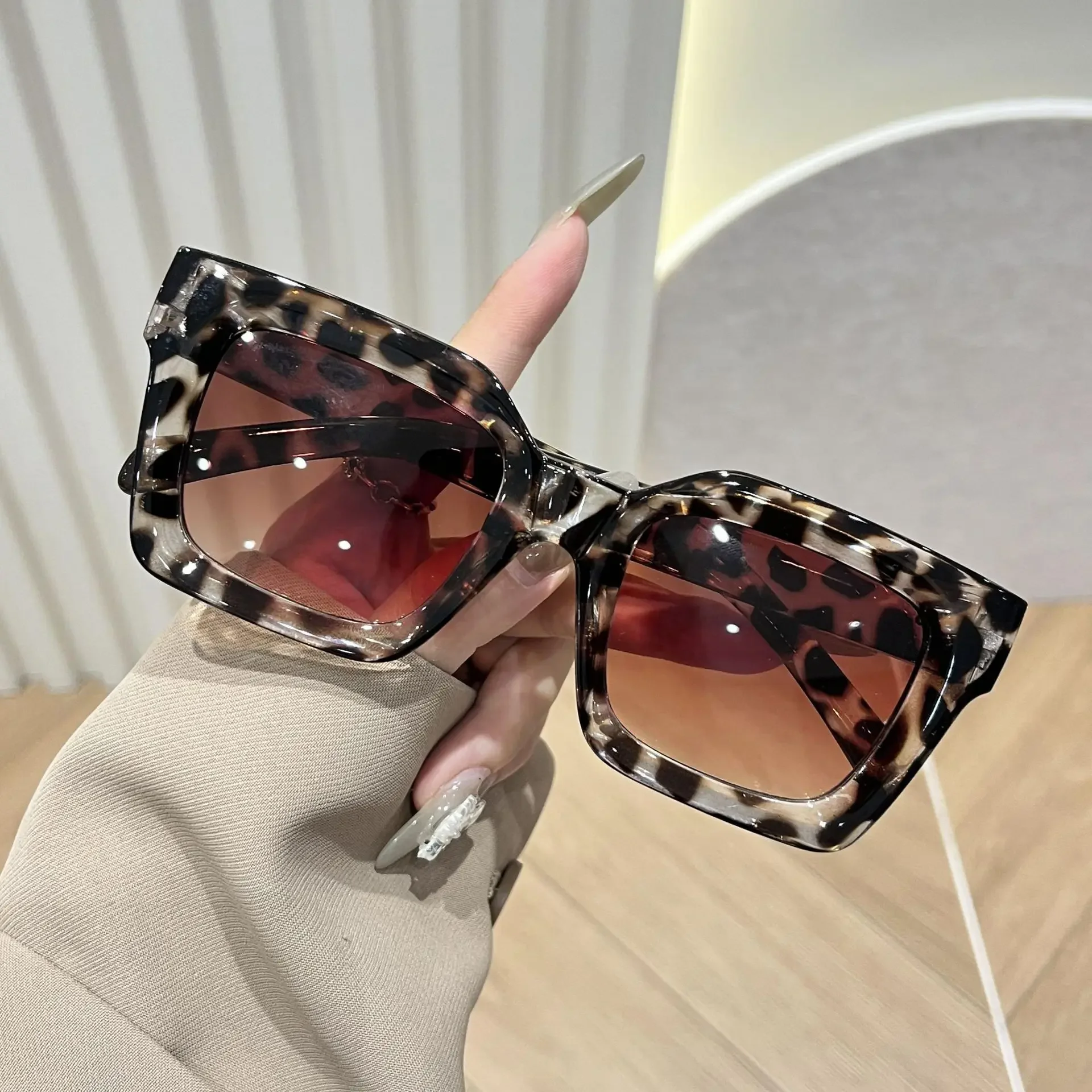 1 Stück/2 Stück trendige und modische, lässige, rechteckige Brille mit großem Rahmen, einfache und stilvolle Brille, geeignet für den täglichen Gebrauch – Detail 6