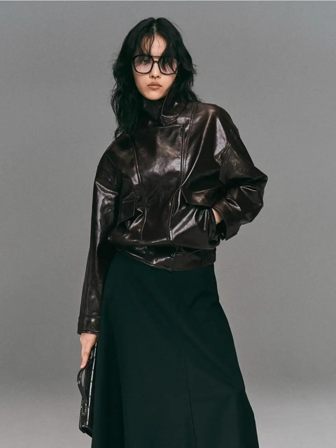 Ele Biker Sle Jaet Coat with Invisible Zipper Closure ort Length Turn-down Collar Youth Faion Autumn Wear