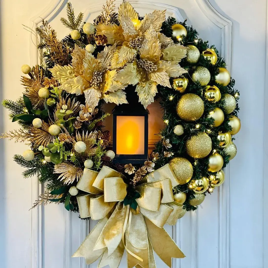 

AYOYO Gold Lantern Flower Ring Christmas Day Decoration with Pineapple Christmas Flower Ring Door Hanging Indoor Decoration