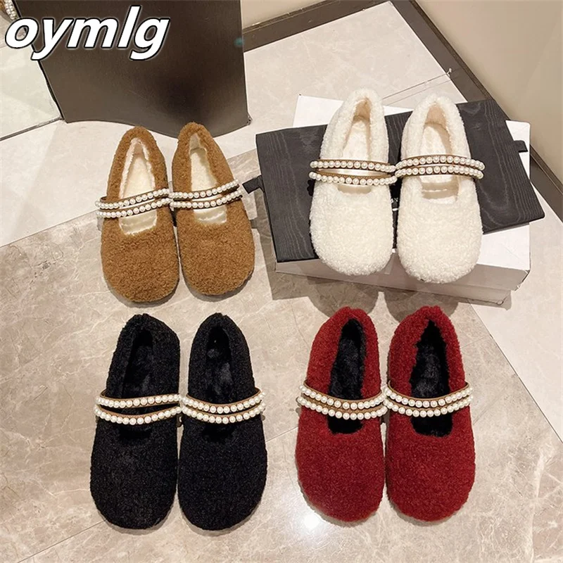 Fairy style pearl and velvet flat bean shoes for women in autumn 2024, warm and lazy, butterfly knot hairy cotton shoes