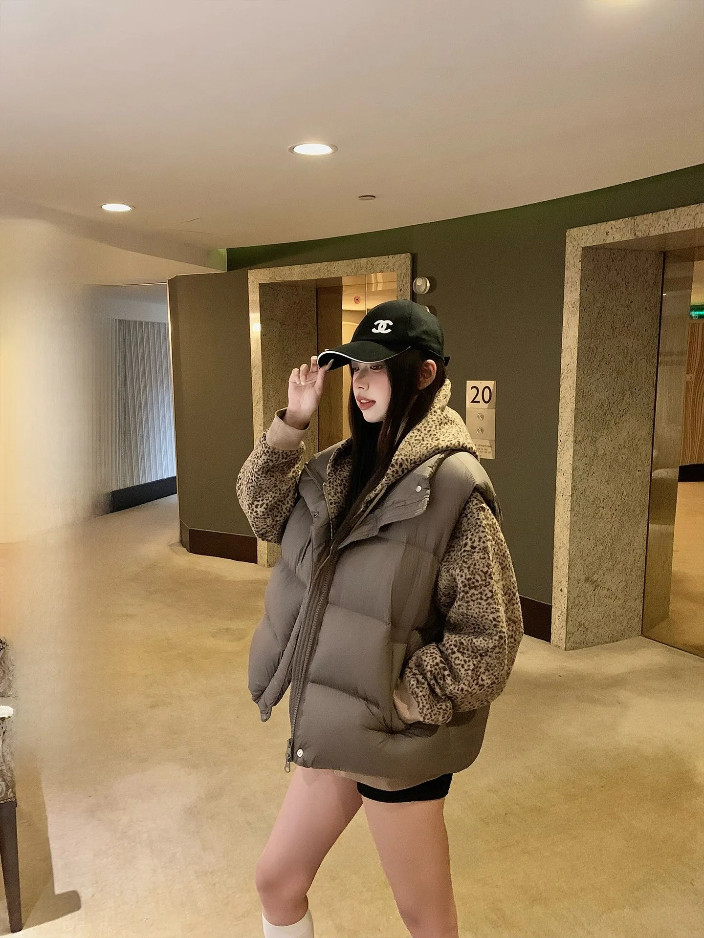 

Slimming Lightweight White Du down ort Casual Puffer Vest Pure Color Commute Sle Korean Version Eco-Friendly Ladies Jaet