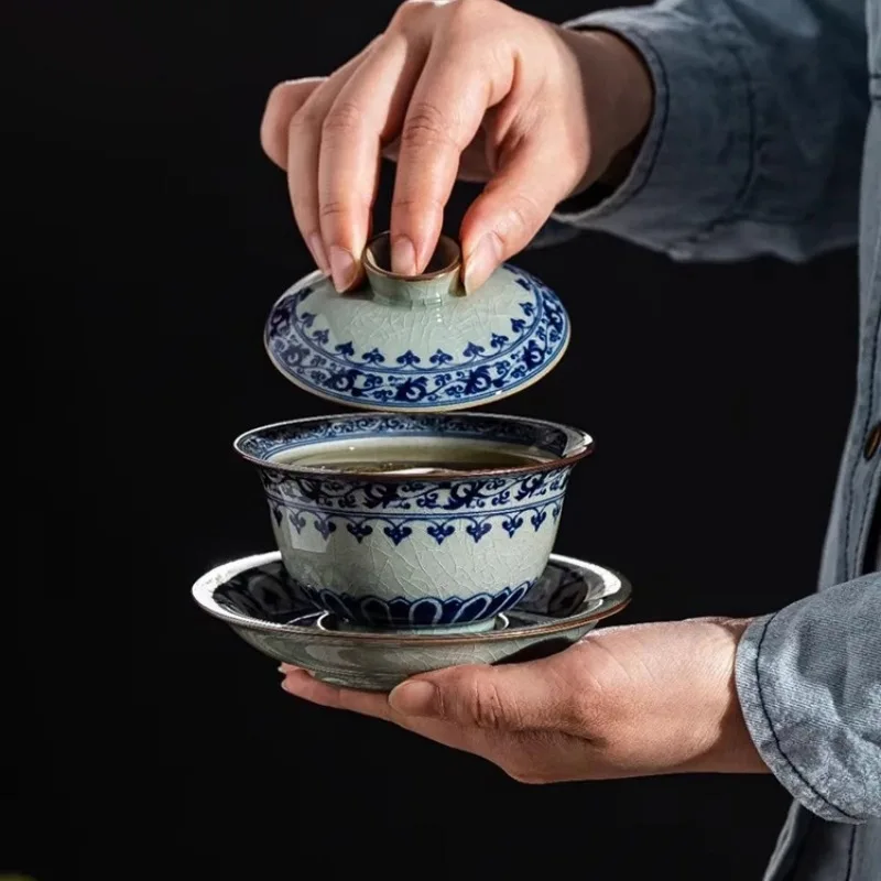 

Jingdezhen Blue and White Baoxiang Sancai Gaiwan Tea Cup Chinese Large Capacity Kung Fu Brewing Bowl Household Anti-Scald Suit